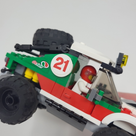 LEGO City 4 x 4 Off Roader 60115‎ Complete Set Retired - Picture 5 of 10